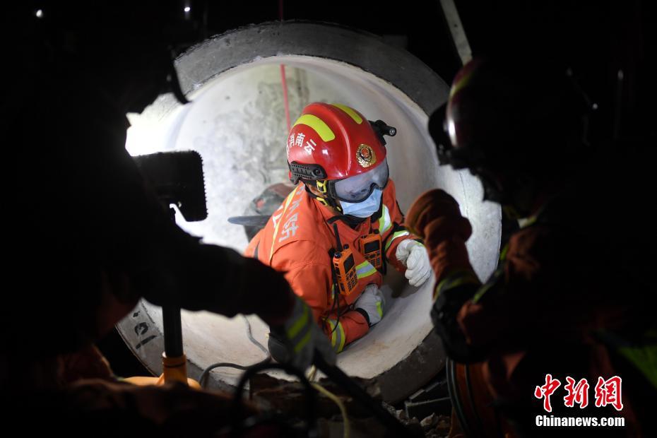 雲(yún)南で地域を跨いだ地震救援実動演習(xí)を?qū)g施