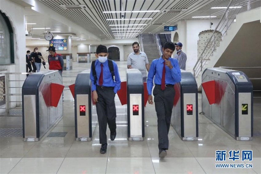 乗客迎えたパキスタン初の地下鉄　中國(guó)企業(yè)が建設(shè)請(qǐng)け負(fù)う