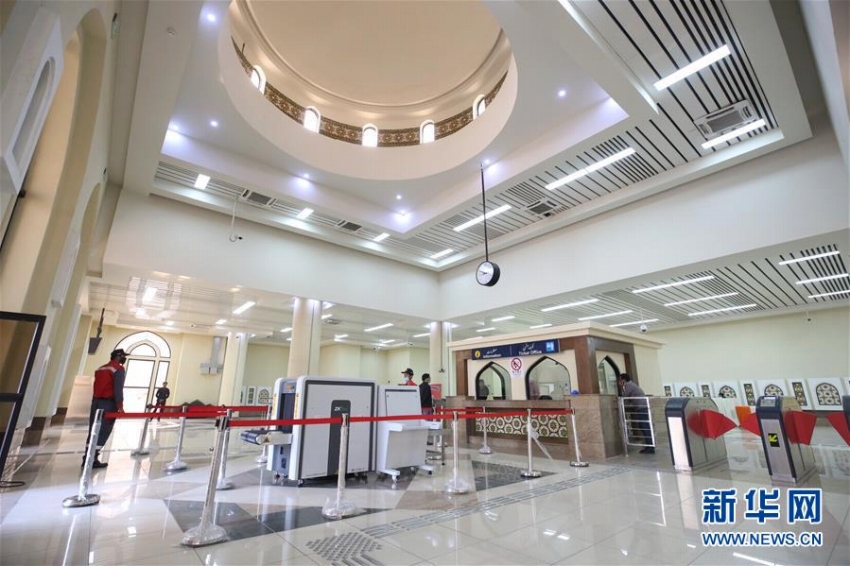 乗客迎えたパキスタン初の地下鉄　中國企業(yè)が建設(shè)請(qǐng)け負(fù)う