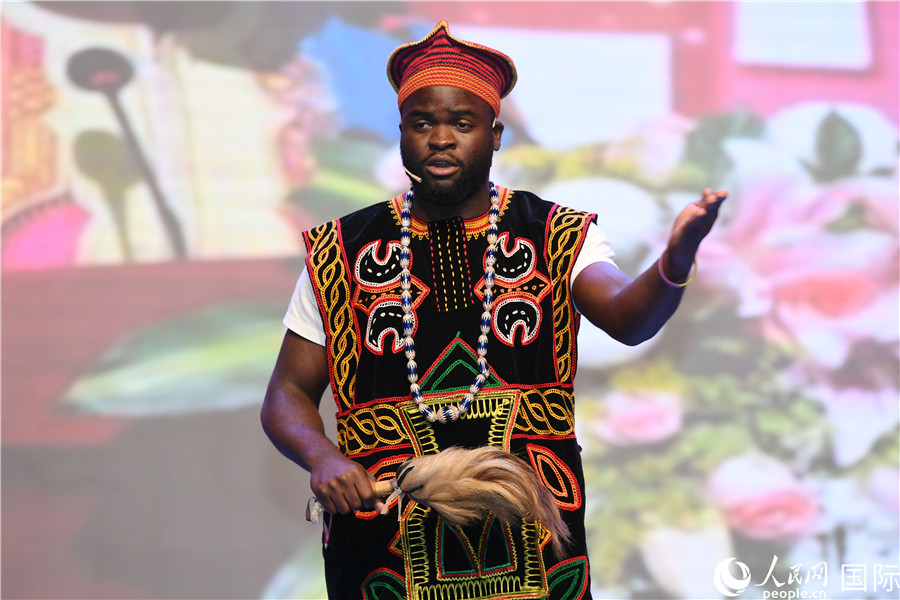 2020「オラクル杯」國(guó)際學(xué)生「私と漢字」スピーチコンテストが閉幕