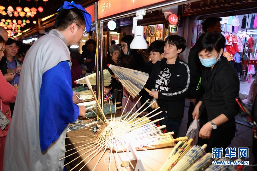 商業(yè)特色街が新裝オープン　浙江省杭州