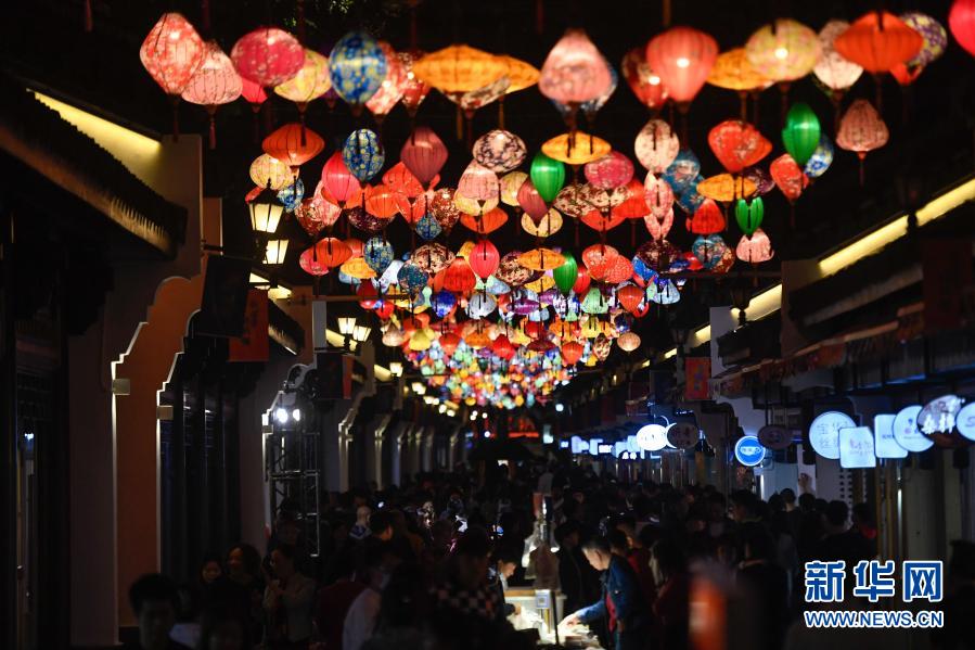 商業(yè)特色街が新裝オープン　浙江省杭州