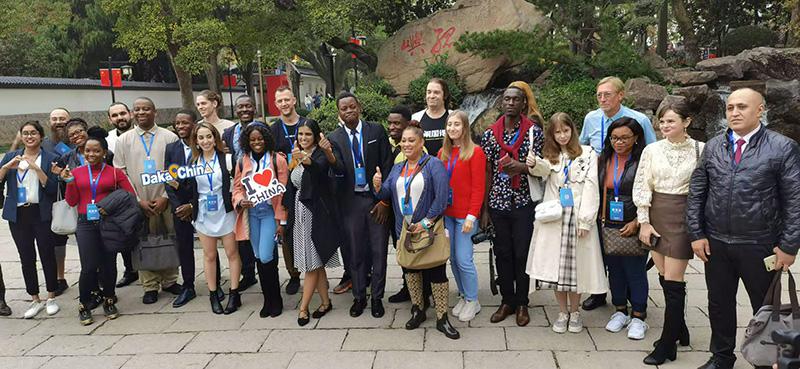 中國(guó)國(guó)內(nèi)外の「ネットの達(dá)人」が溫州の江心嶼を満?jiǎn)恕≌憬?></td></tr><tr><td class=