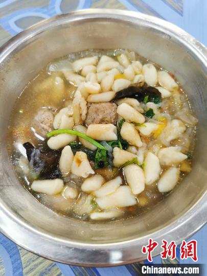 アフリカ醫(yī)療支援チームのメンバーが食事公開(kāi)