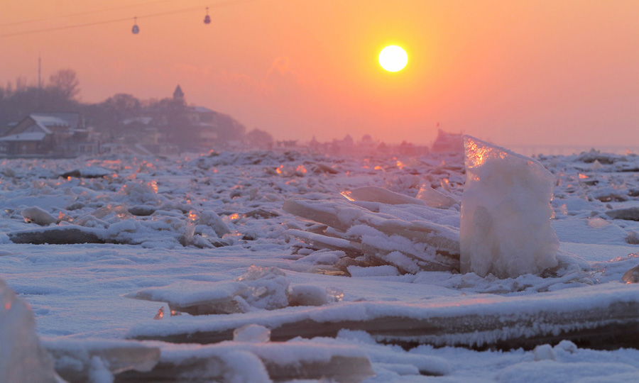非常に珍しい「武封江」現(xiàn)象　黒竜江省哈爾浜