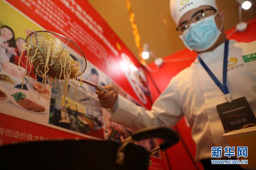 中國(guó)麺食博覧會(huì)、各地の麺類(lèi)が勢(shì)揃い　甘粛省