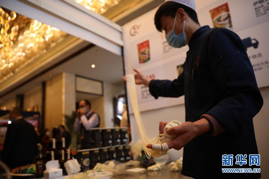 中國麺食博覧會、各地の麺類が勢揃い　甘粛省