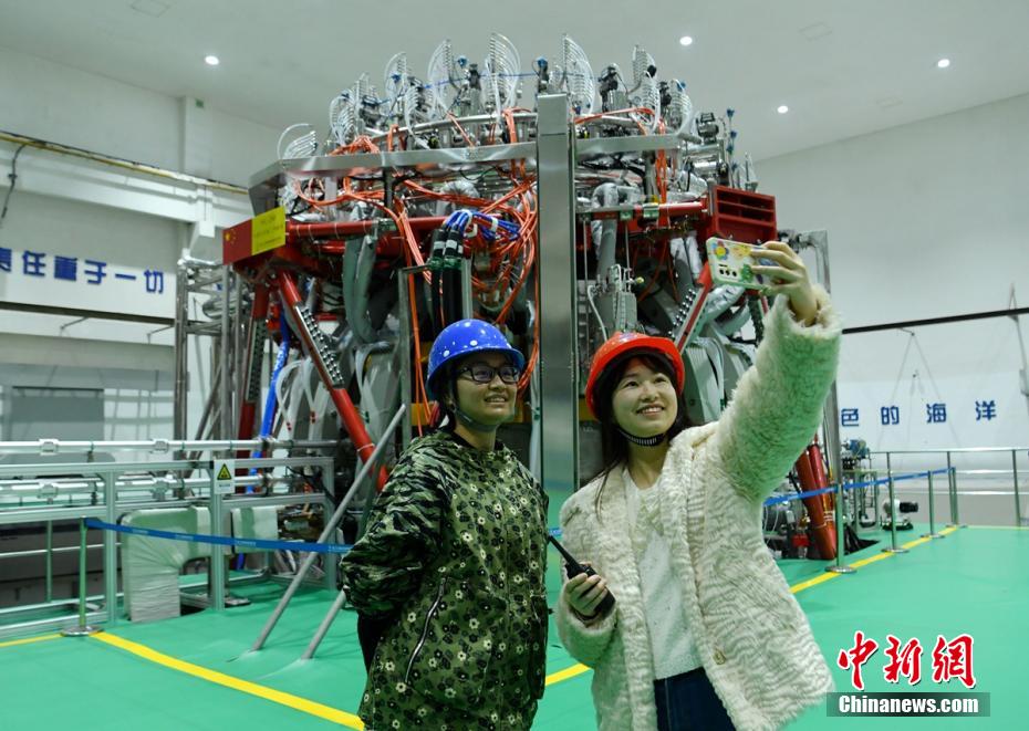 中國の次世代「人工太陽」裝置が完成 初の放電に成功