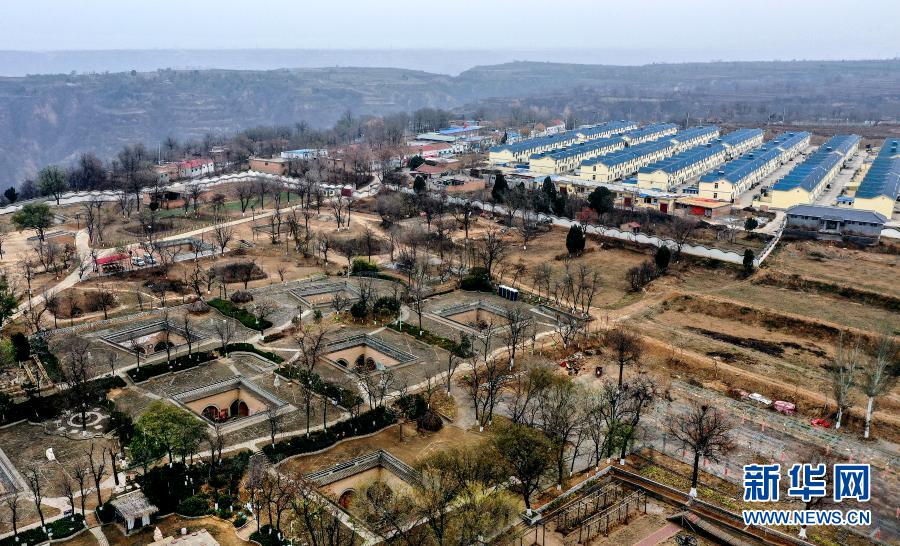 河南省陝州區(qū)の獨(dú)特な地下建築群「地下の四合院」