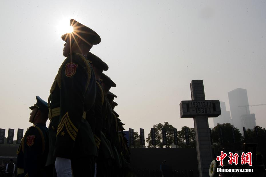 江蘇省南京で「南京大虐殺犠牲者國家追悼式典」　黙とう捧げ、犠牲者を追悼