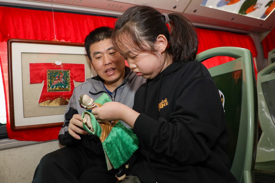 無形文化遺産を體験する新しい形「ファンタジー?パペット?バン」