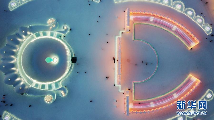 大空から眺めた氷雪大世界　黒竜江省