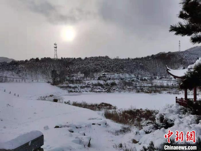 山東省煙臺で大雪や豪雪　まるで北極圏?。?></a></td></tr><tr><td class=