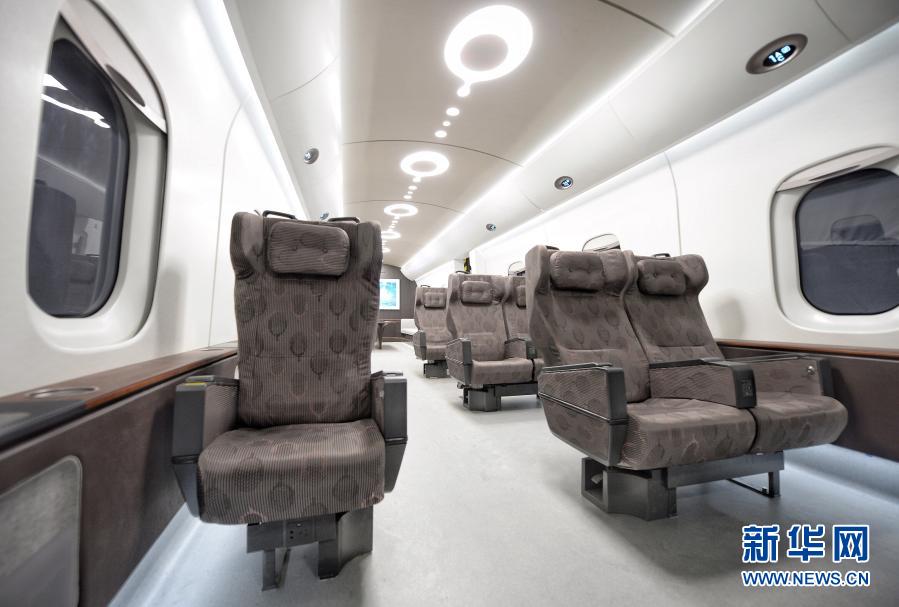 時速620キロ！世界初の高溫超伝導(dǎo)高速リニア?モデル車両がラインオフ　四川省成都