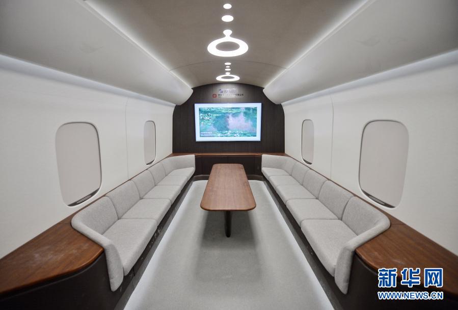 時速620キロ！世界初の高溫超伝導(dǎo)高速リニア?モデル車両がラインオフ　四川省成都