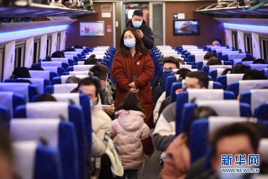 高速列車「復(fù)興號」シリーズのニューモデルが中國西南地域で営業(yè)運転開始