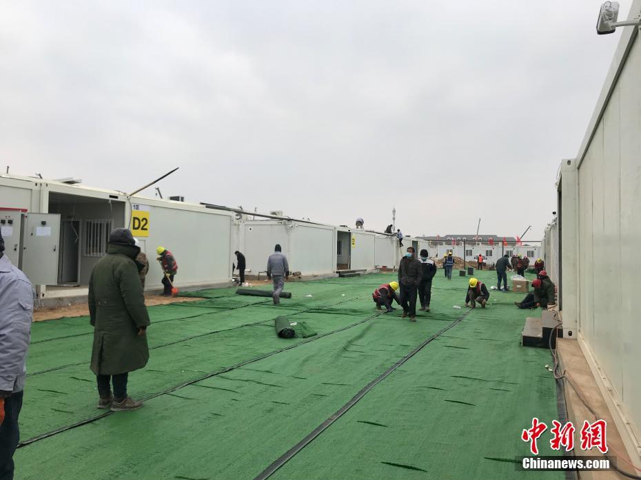 第1陣として引き渡された隔離施設(shè)內(nèi)の通路（撮影?呉金銘）。