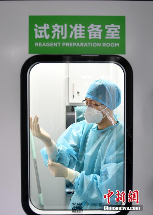 雄安新區(qū)の「移動式PCR検査車両」を訪ねて　河北省