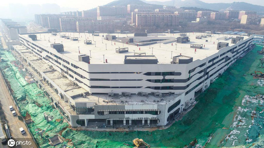 融創(chuàng)文旅城駐車ビルの外観（寫真著作権は東方ICが所有のため転載禁止）。