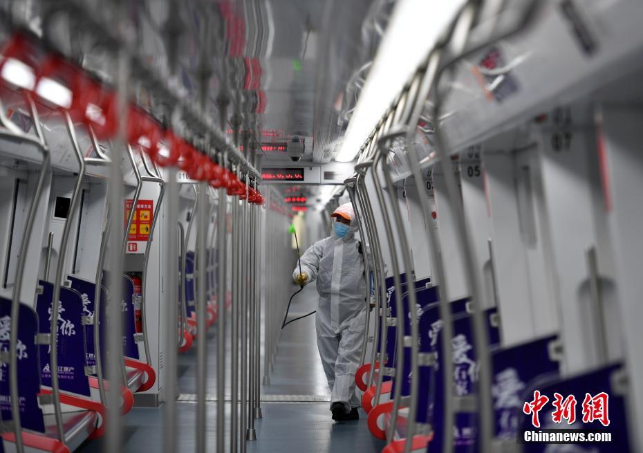 石家荘地下鉄、通常運(yùn)営再開(kāi)に向け全面消毒検査メンテナンスを?qū)g施　河北省