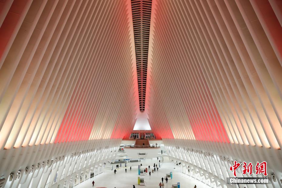 米NYのランドマークで春節(jié)のライトアップ