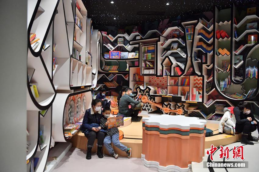 長春に「ネット人気書店」登場　吉林省