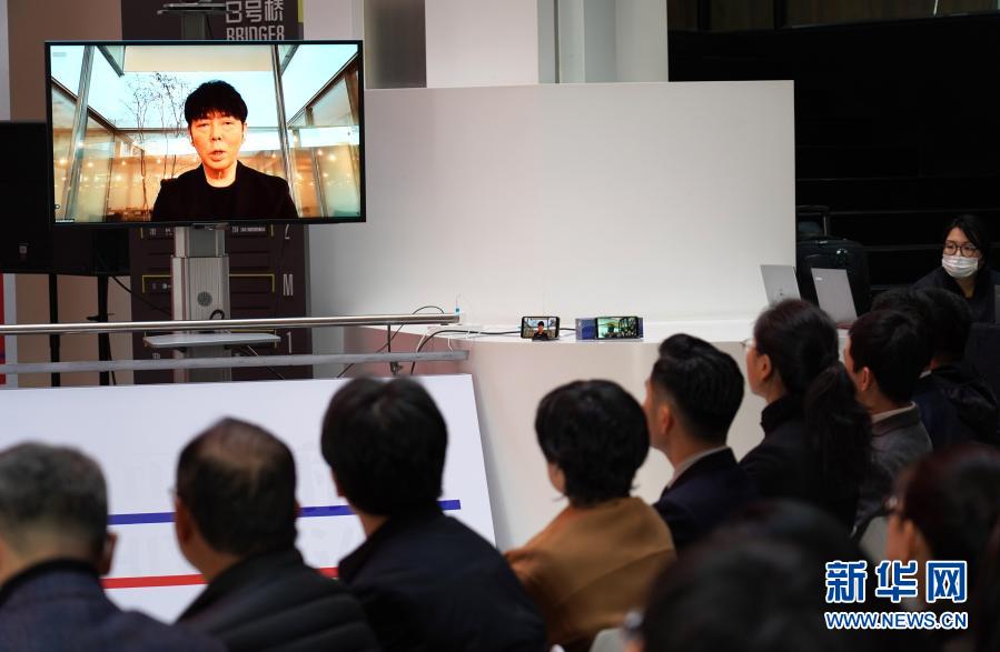 クリエイティブディレクター佐藤可士和の個展が上海で開催