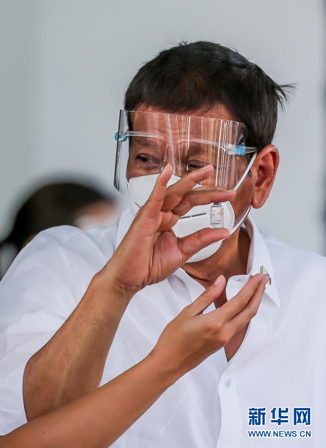 中國(guó)がフィリピンに寄贈(zèng)した新型コロナワクチン第一陣がマニラに到著