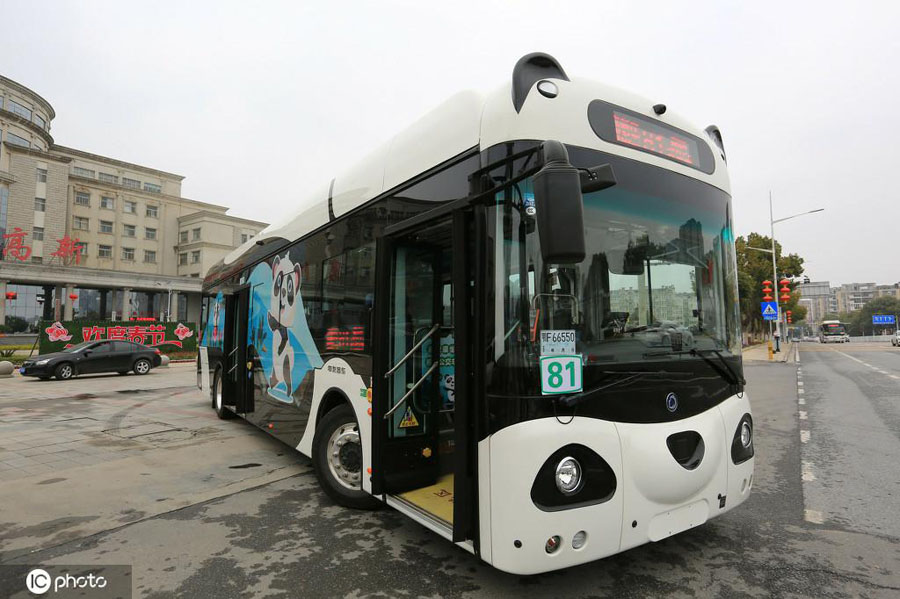 パンダバスの外観（寫真著作権は東方ICが所有のため転載禁止）。