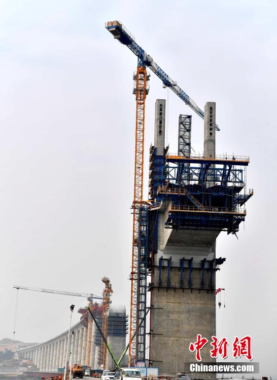 急ピッチで建設(shè)進(jìn)む中國(guó)初の海を跨ぐ高速鉄道　福建省