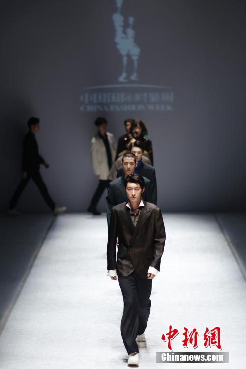 2021秋冬中國(guó)國(guó)際ファッションウィークが開(kāi)幕