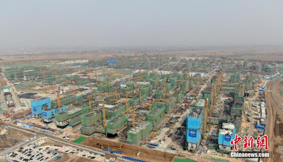 上空から撮影した雄安新區(qū)、秩序良く進(jìn)む大規(guī)模建設(shè)