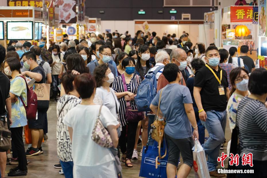 來場者はマスク著用、試食禁止　コロナ下の香港グルメイベント