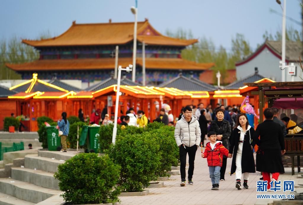 雄州梨花遊園會(huì)が開(kāi)幕　河北省雄安新區(qū)