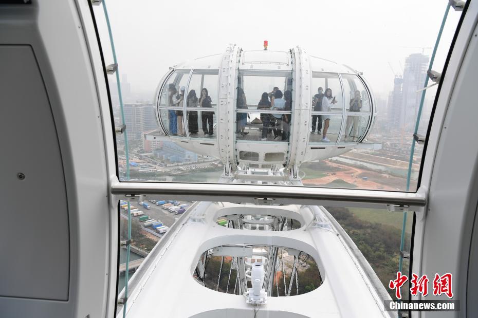 深センの「灣區(qū)の光」観覧車(chē)のメディア先行體験イベント　広東省