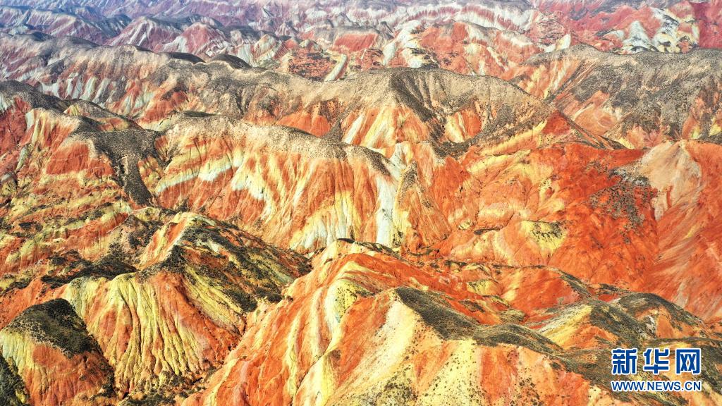 蘭州水墨丹霞景勝區(qū)がまもなく正式に一般公開(kāi)スタートへ　甘粛省