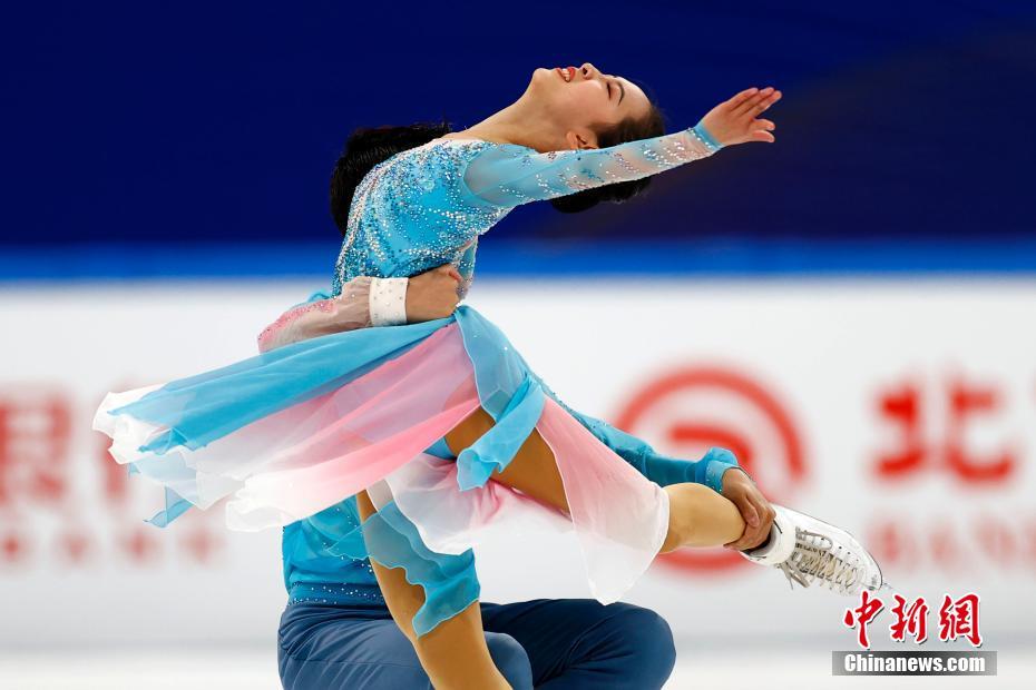 4月8日、フィギュアスケート?アイスダンスの競(jìng)技を行う出場(chǎng)選手（撮影?富田）。