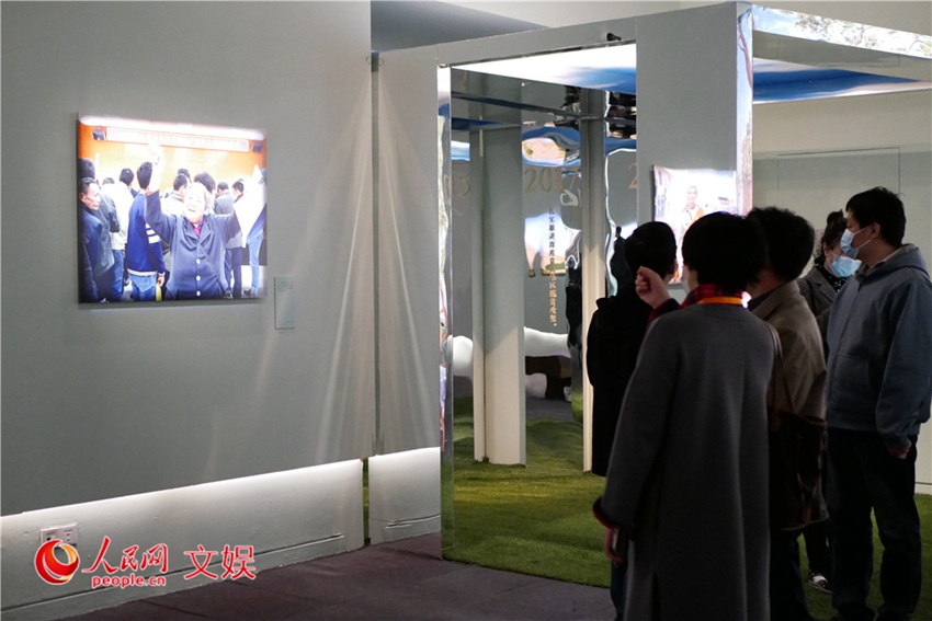 貧困脫卻の快挙を伝える寫(xiě)真展が國(guó)家博物館で開(kāi)幕