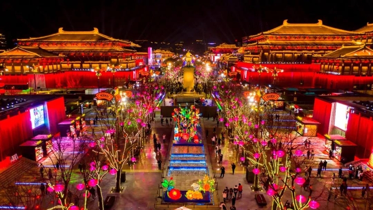 「春には長(zhǎng)安へ」　西安市がポスターで中國(guó)全土の人々を「招待」