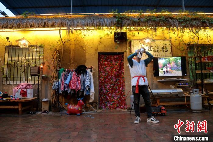 延安の窰洞ホテルを訪ねて　陝西省