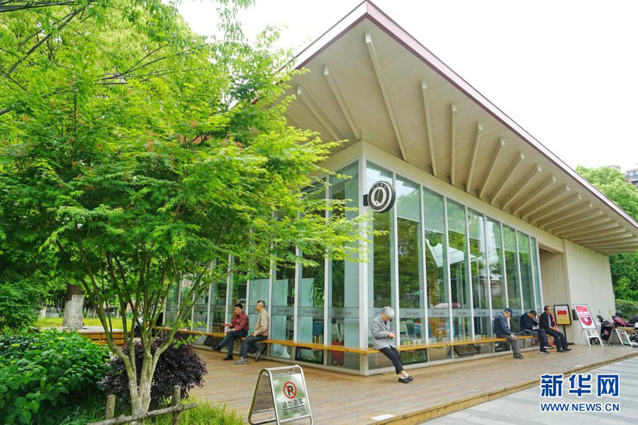 公衆(zhòng)トイレが「街のステーション」へと華麗に変身　浙江省嘉興