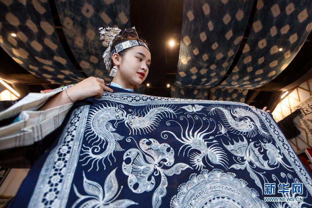 無形文化遺産?ろうけつ染めの伝承人の「夢」　