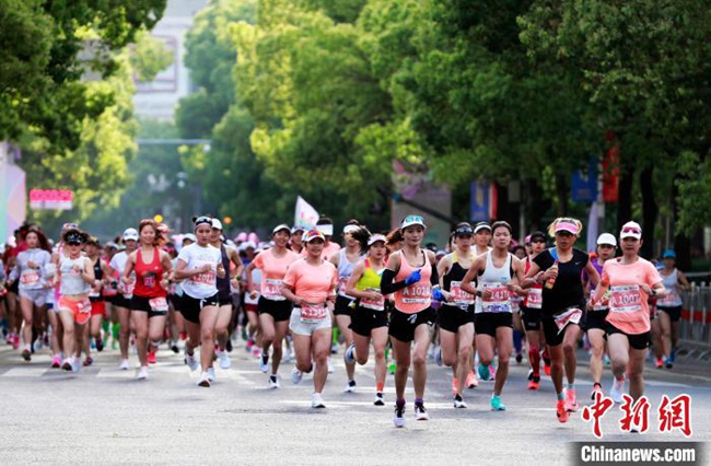 2021年上海國際女子ハーフマラソンマラソンが開催