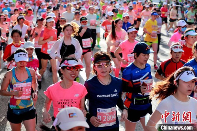 2021年上海國際女子ハーフマラソンマラソンが開催