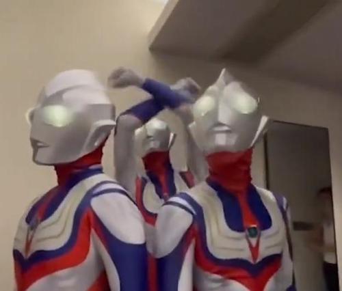 アッシャーはウルトラマン！新郎新婦に愛と光と指輪を屆ける！　福建省