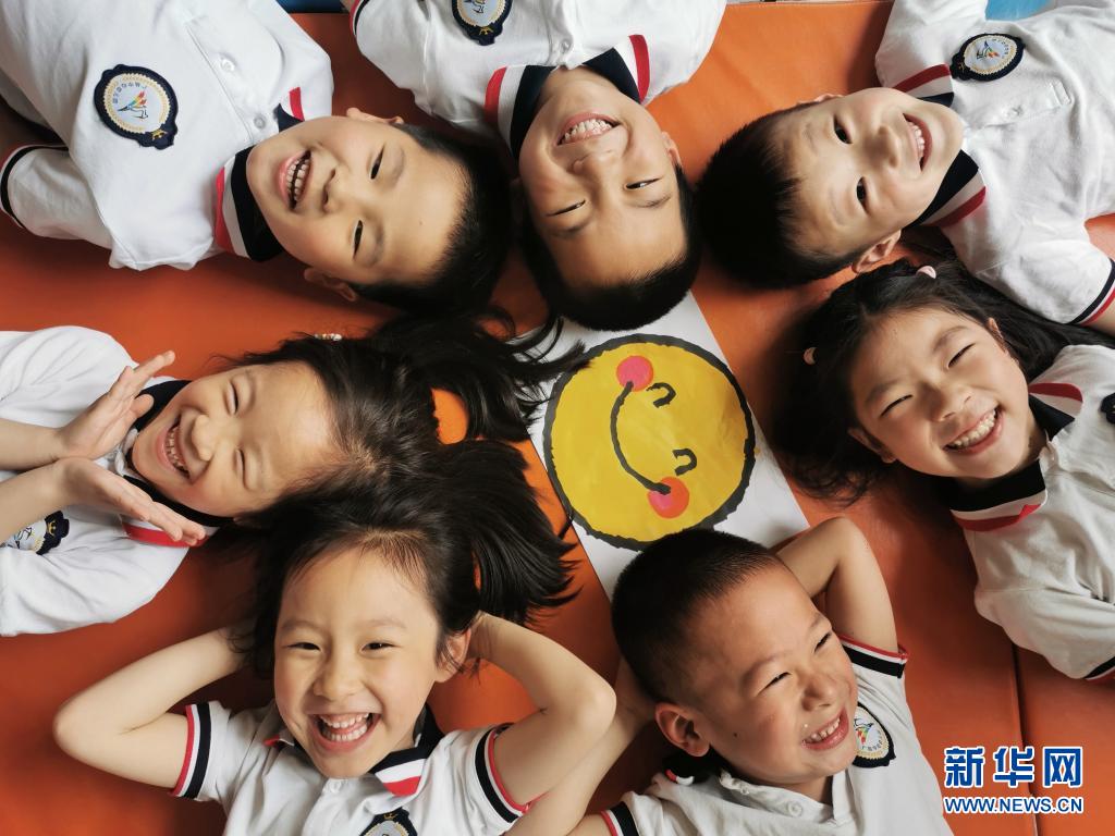 5月8日は「ワールド? スマイル?デイ」　あなたの美しい笑顔でみんなが幸せに