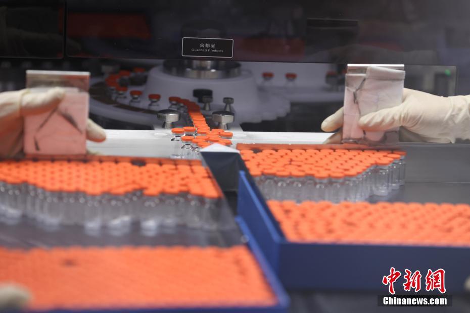 科興中維製新型コロナワクチンの生産ラインを訪ねて