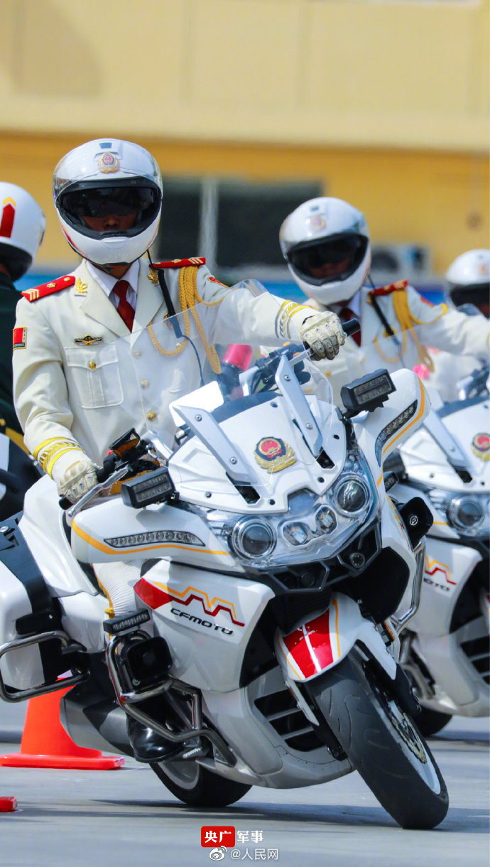 中華一のバイク隊と呼ばれる國賓護衛(wèi)隊とは？