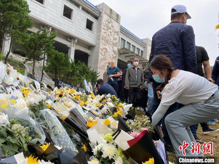 袁隆平院士の告別式に市民が參列　最後の別れ　湖南省長(zhǎng)沙