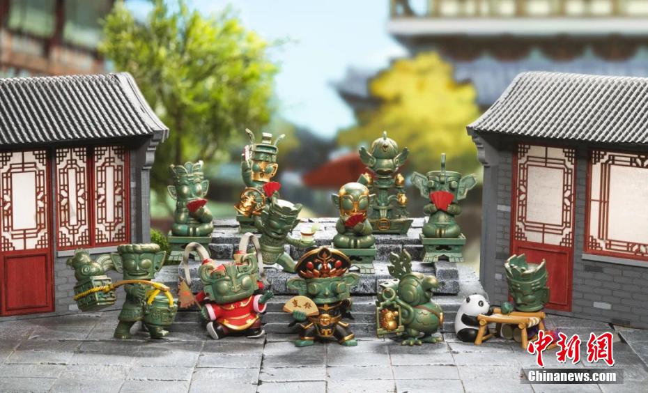 三星堆博物館がブラインドボックス新商品販売　文化財(cái)と伝統(tǒng)演劇などがコラボ